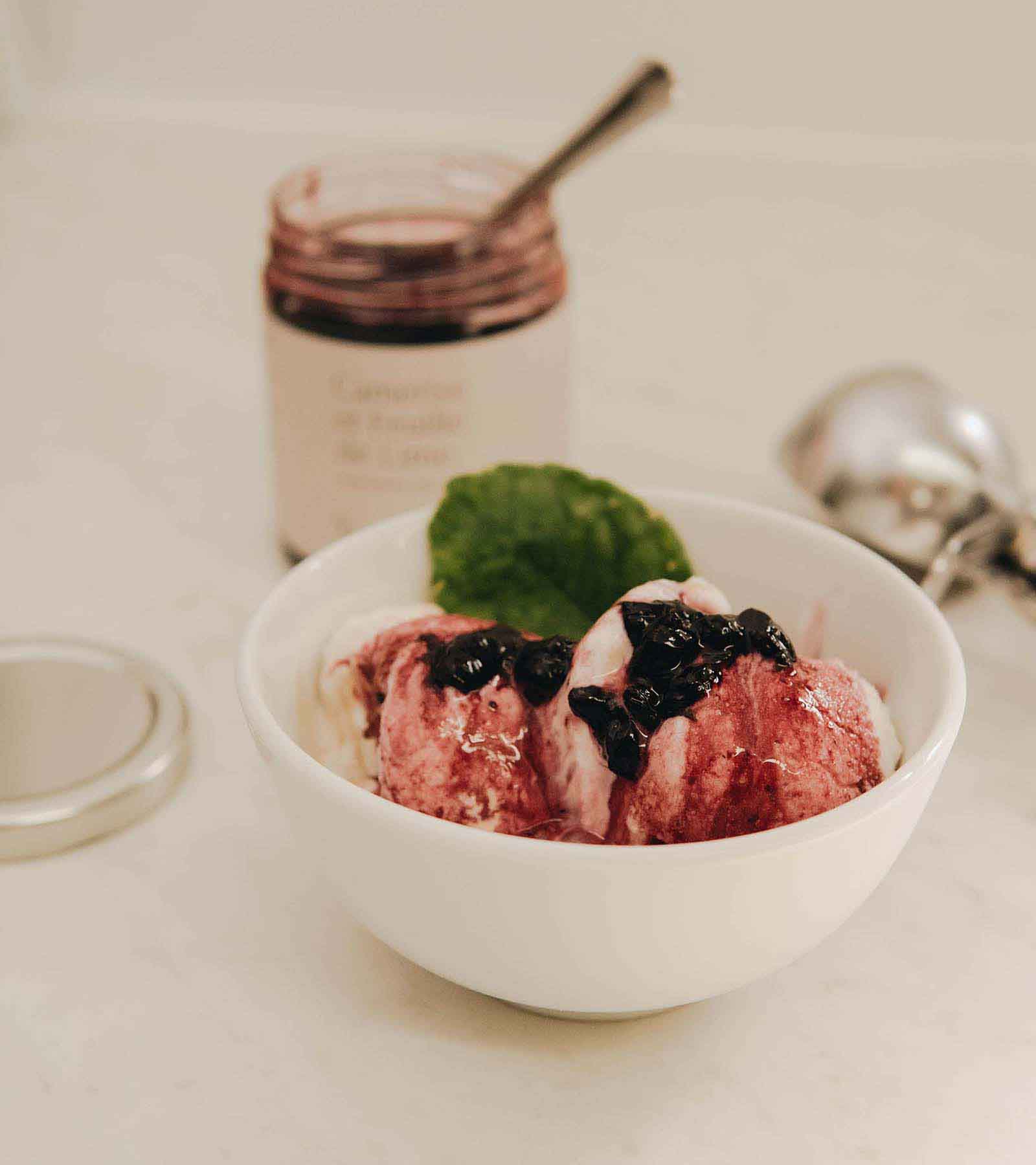 mathilde-langevin-EimvUynIlWw-unsplash